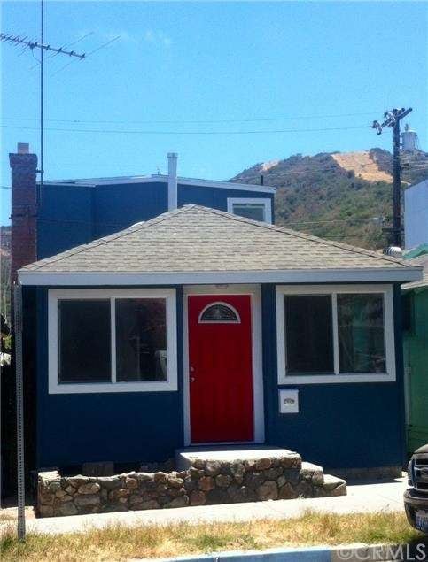 Exterior view of property and surrounding Catalina