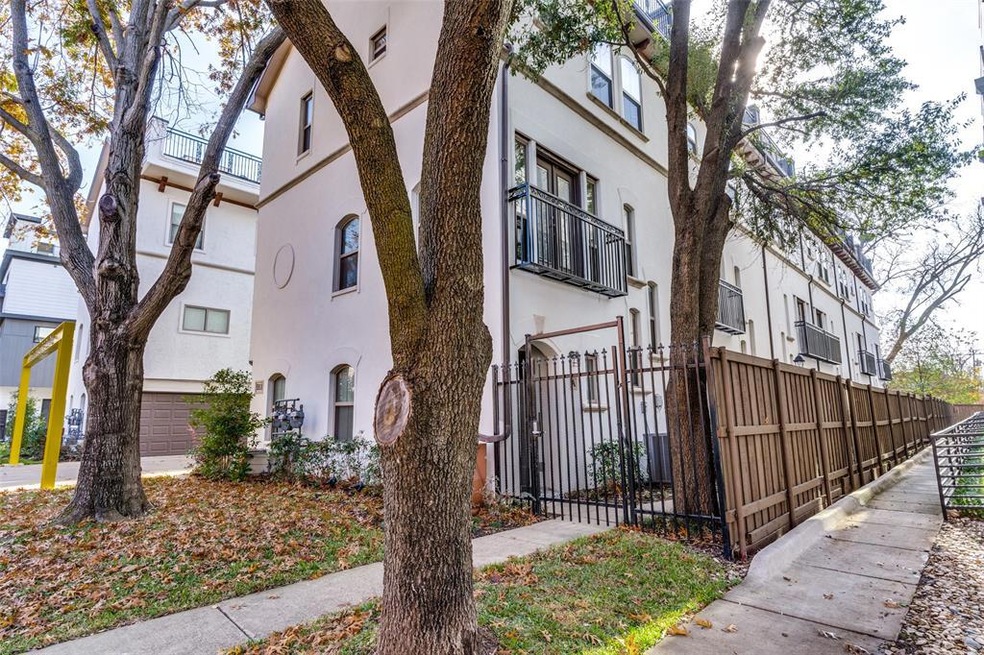 5918 Ross Ave unit D, Dallas, TX 75206 - photo 1