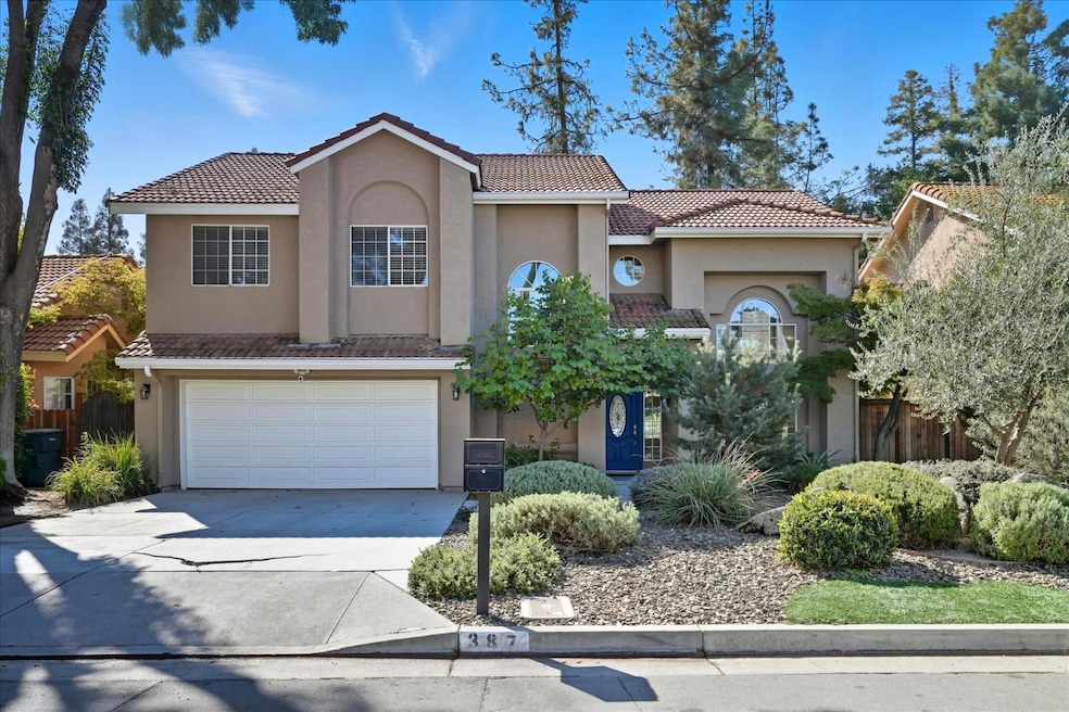 387 E Braddock Dr, Fresno, CA 93720 - photo 1