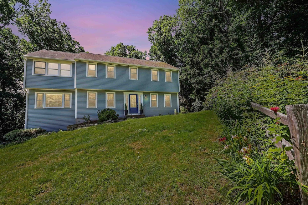 14 Bible Way, Nashua, NH 03063 - photo 1