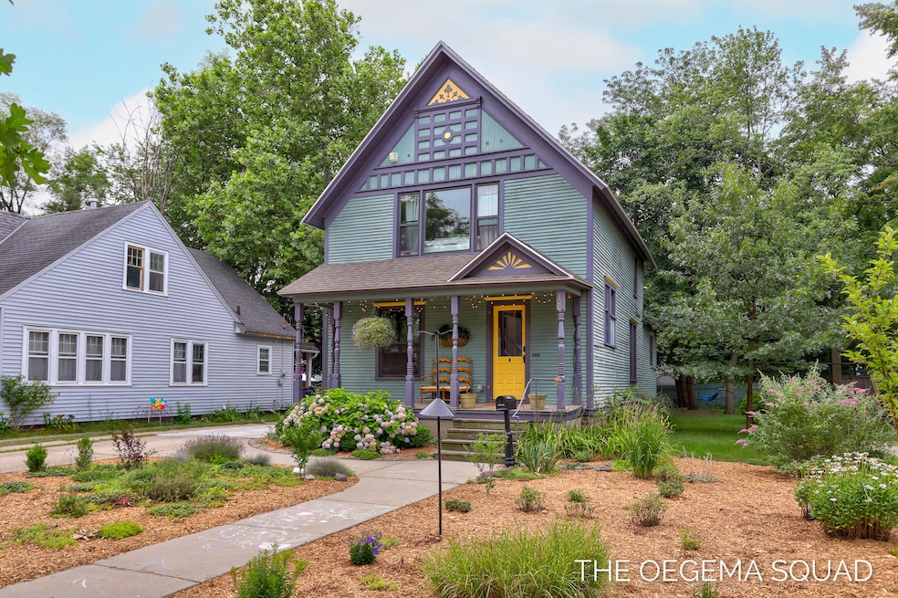 100 E 15th St, Holland-1