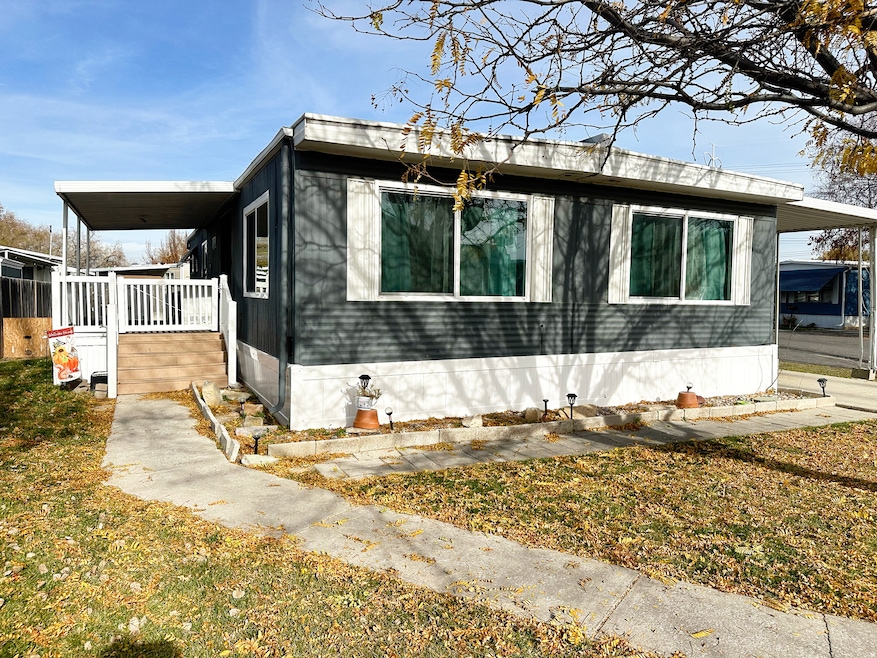 978 W Foxglove Dr unit 227, Taylorsville, UT 84123 - photo 1