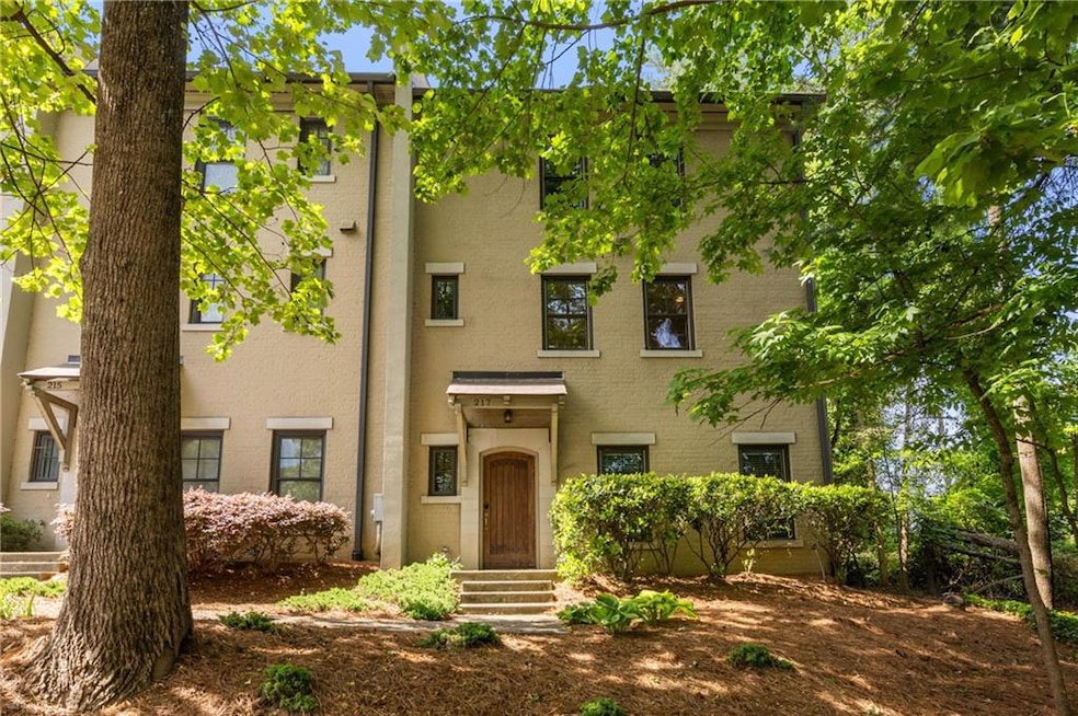 Sold $536,000 • Co-Listing Agent