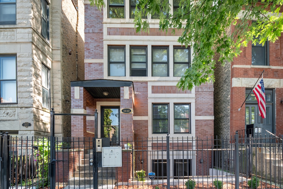 1113 N Mozart St unit 101, Chicago, IL 60622 - photo 1