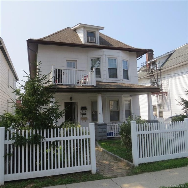 213 Jessamine Ave unit 2, Yonkers, NY 10701 - photo 1