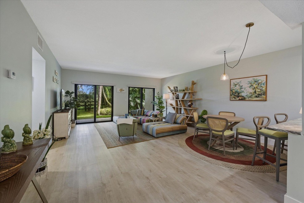 11267 Pond View Dr unit B102, Wellington, FL 33414 - photo 1