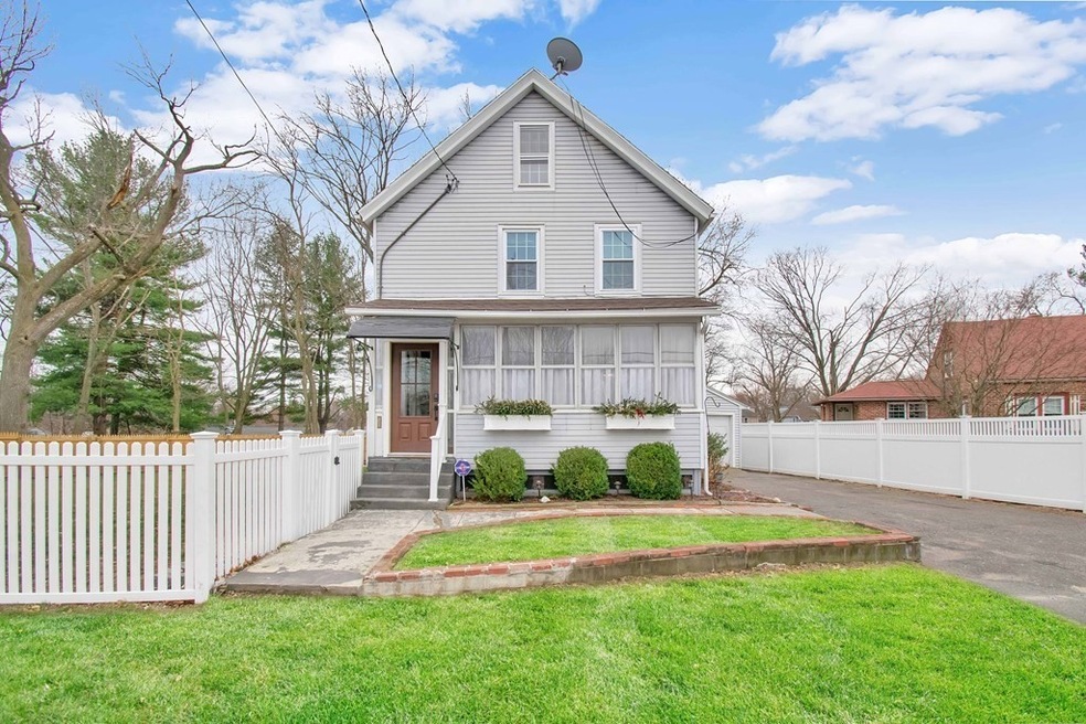 220 Nottingham St, Springfield, MA 01104 - photo 1