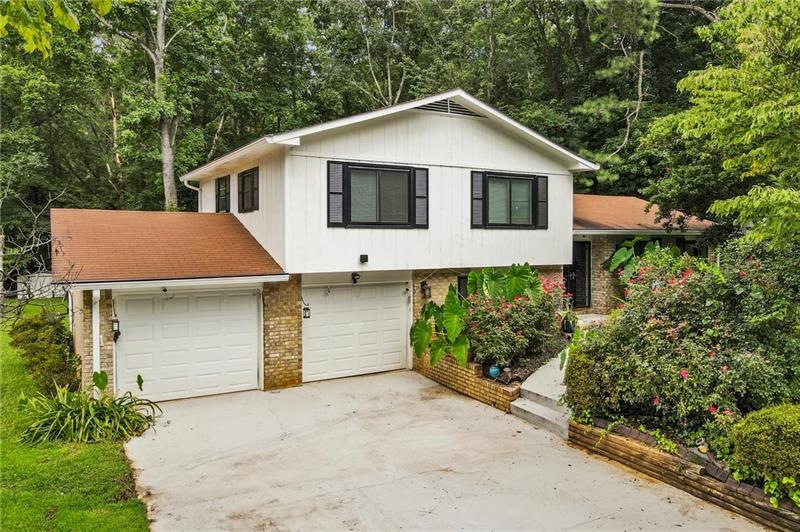 Welcome to 1348 Cedar Keys Court!