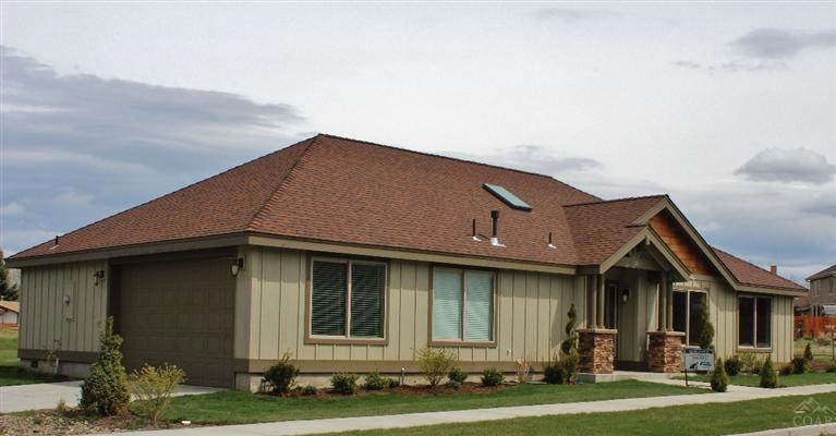 1020 NE Bennington Way, Bend, OR 97701 - photo 1