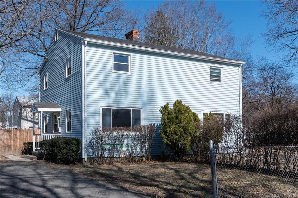 454 Columbus Ave, Stratford, CT 06615 - photo 1