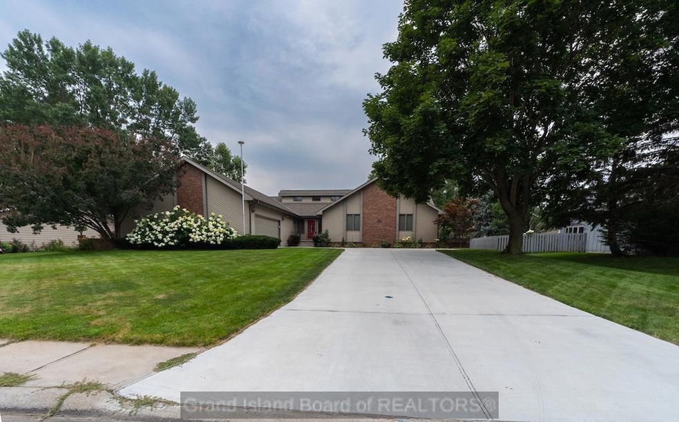 For Sale $410,000