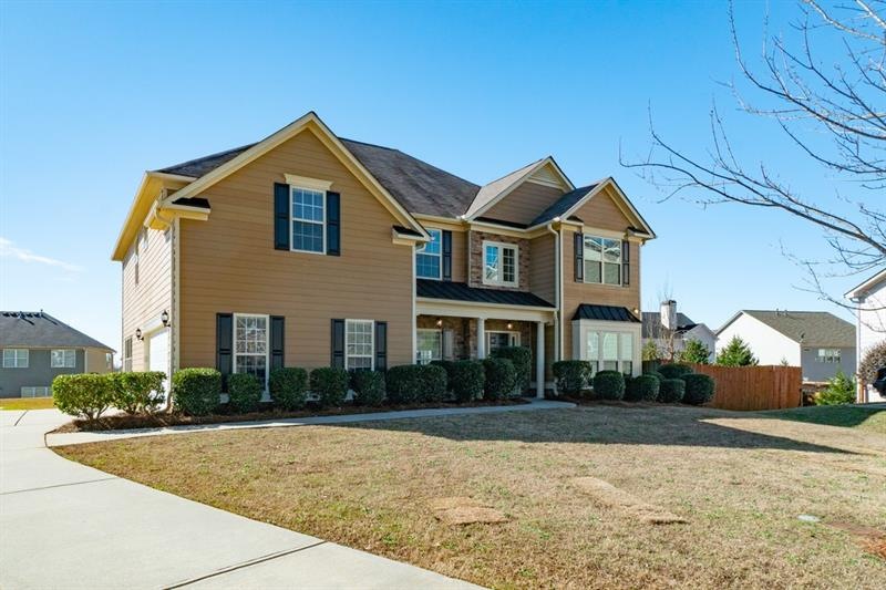 1092 Tupelo Chase Ct, Auburn, GA 30011 - photo 1