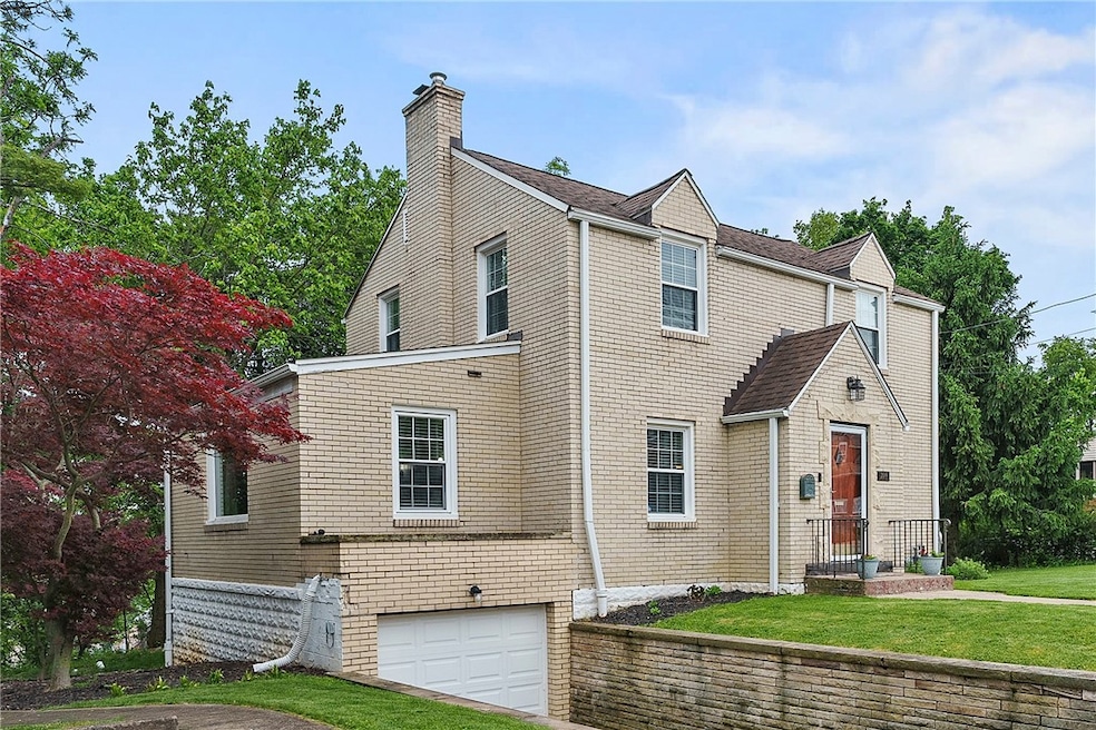 For Sale $277,000