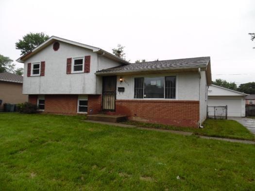 5076 Chipman Dr, Columbus, OH 43232 - photo 1