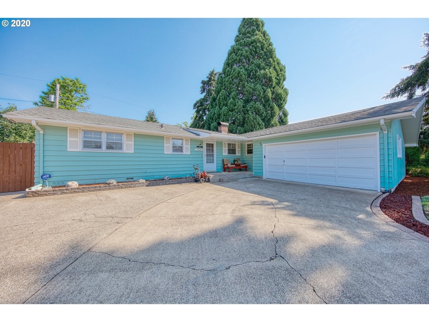 1555 Acacia Ave, Eugene, OR 97408 - photo 1