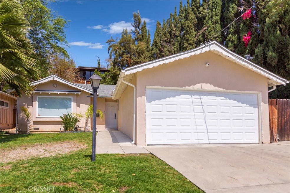 21817 Providencia St, Woodland Hills, CA 91364 - photo 1