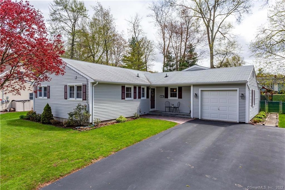 120 Knollwood Rd, Newington, CT 06111 - photo 1