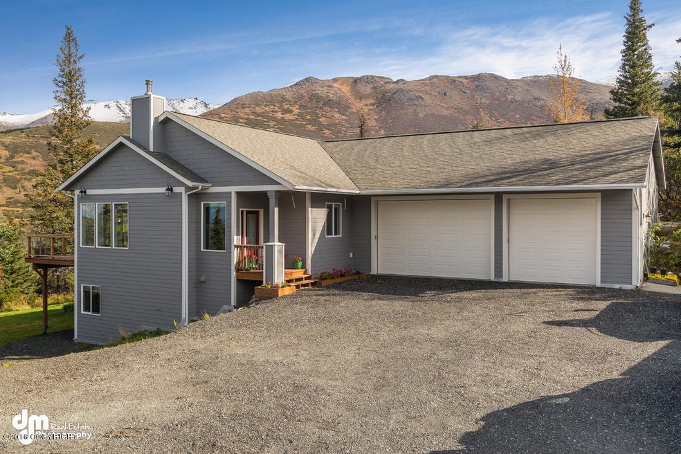 Exterior_DMD_5228-SMALL