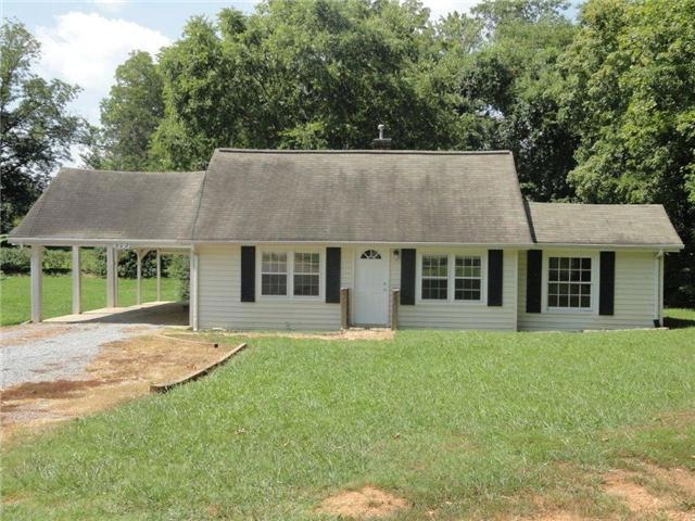 902 Belmont Ave, Shelbyville, TN 37160 - photo 1