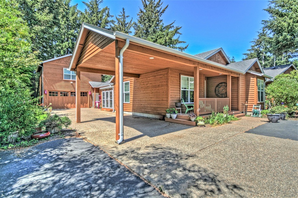 210 Nesting Glade