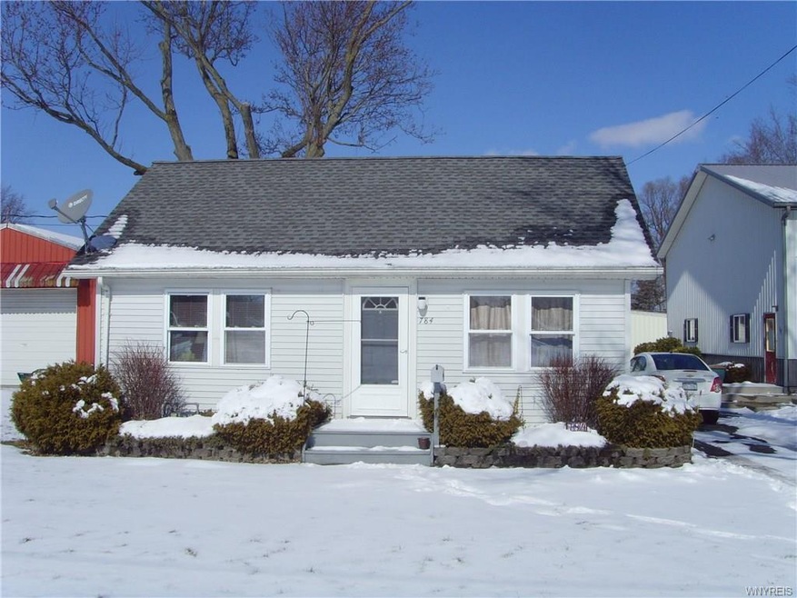 784 Wilson Ave, North Tonawanda, NY 14120 - photo 1