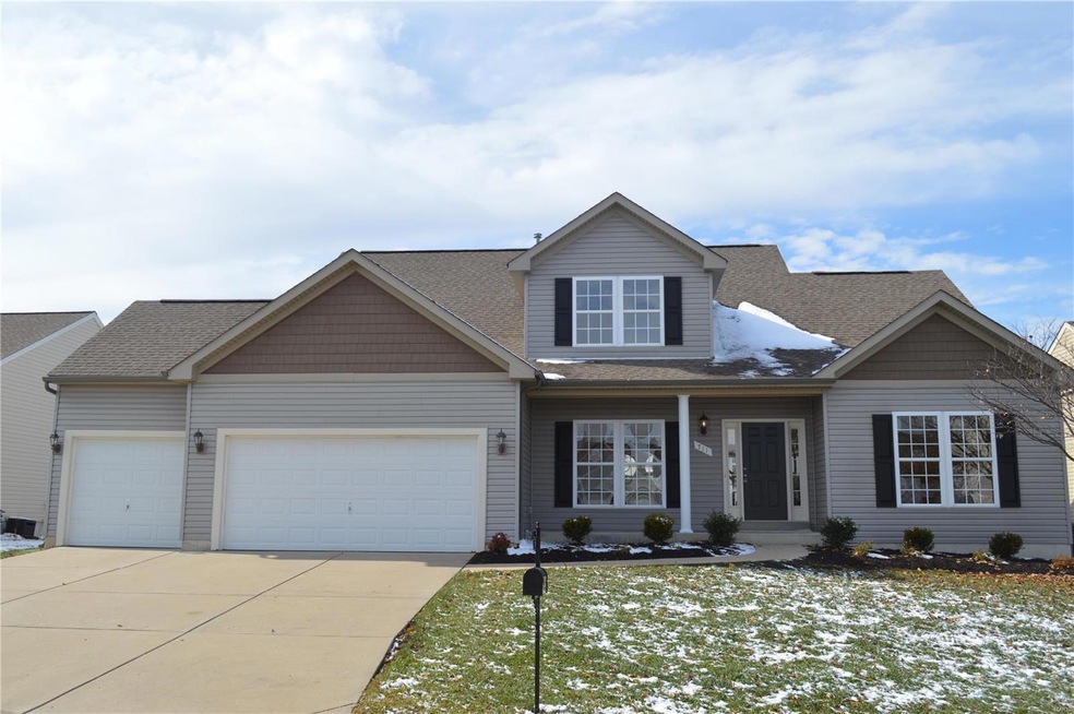 711 Brook Manor Ct, Lake Saint Louis, MO 63367 - photo 1
