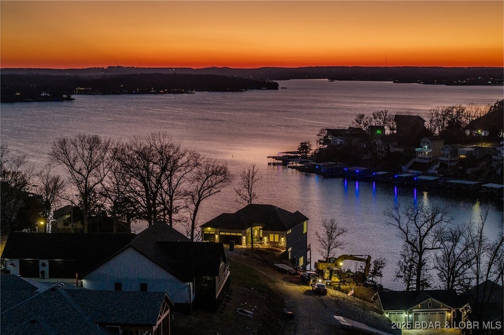 31280 Los Breezes Cir, Rocky Mount, MO 65072 - photo 1