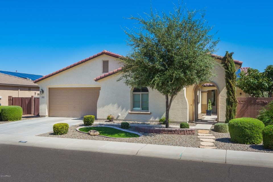 598 W Yellow Wood Ave, San Tan Valley, AZ 85140 - photo 1