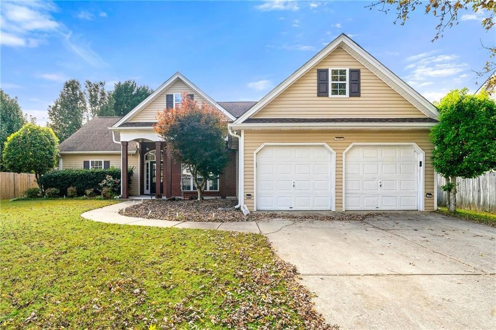 5160 Oaks Landing Ct, Sugar Hill, GA 30518 - photo 1