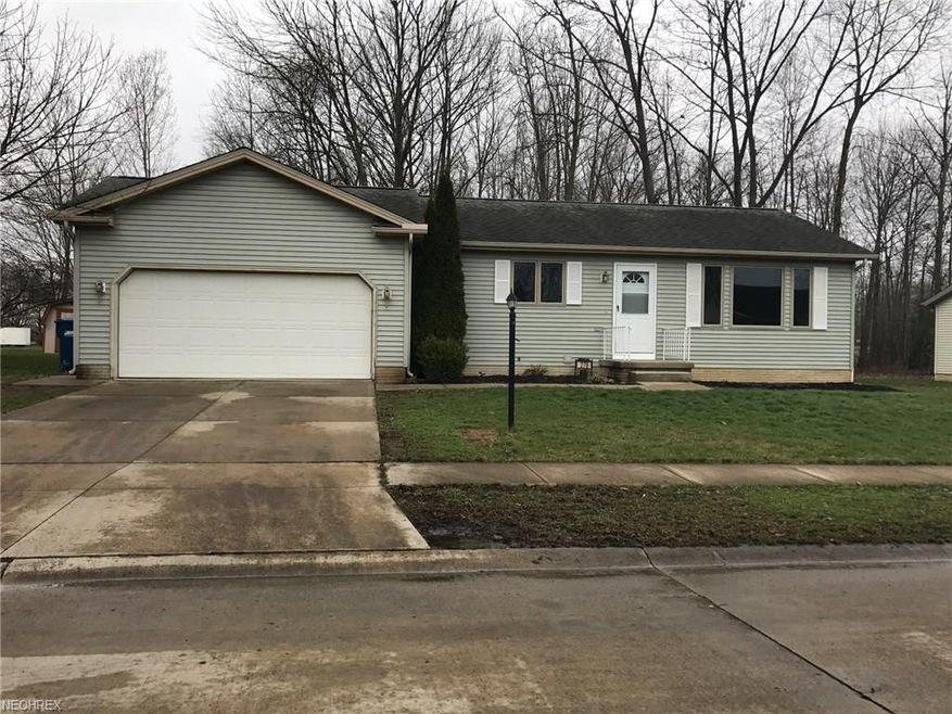 Welcome home to 278 Horseshoe Drive!