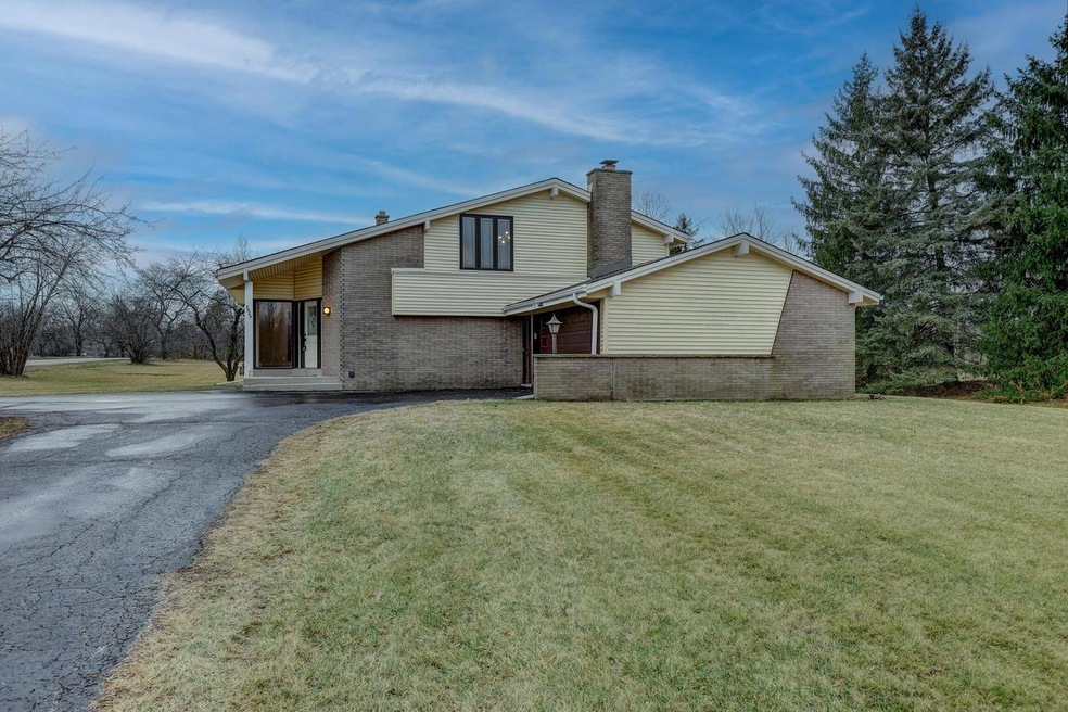 Glen Oaks Ln_mls-37