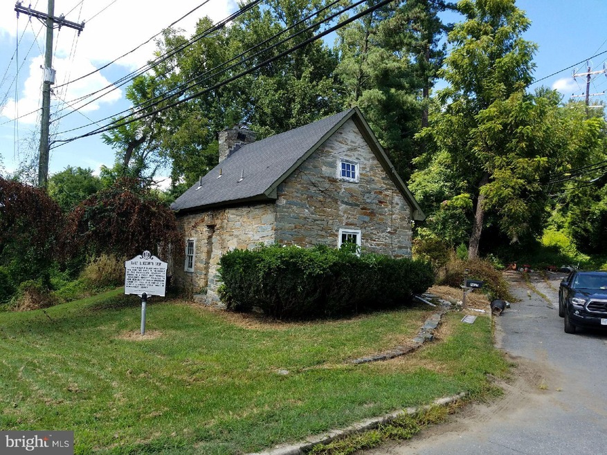 7835 River Rd, Bethesda, MD 20817 - photo 1