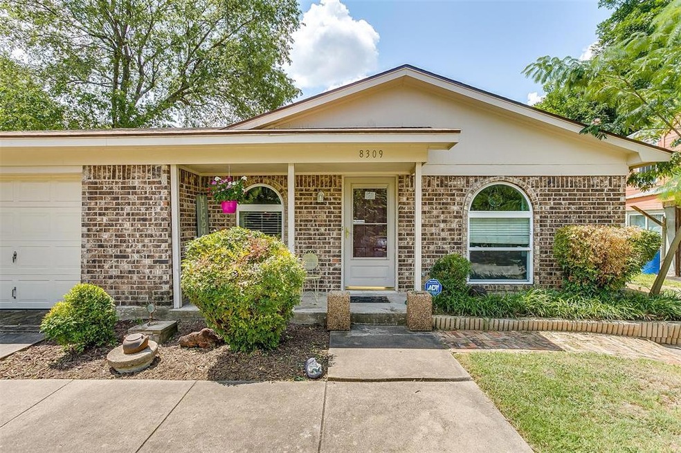 8309 Redonda St, Fort Worth, TX 76108 - photo 1