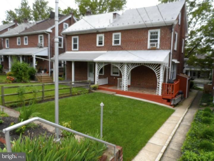 1323 Linden St, Reading, PA 19604 - photo 1