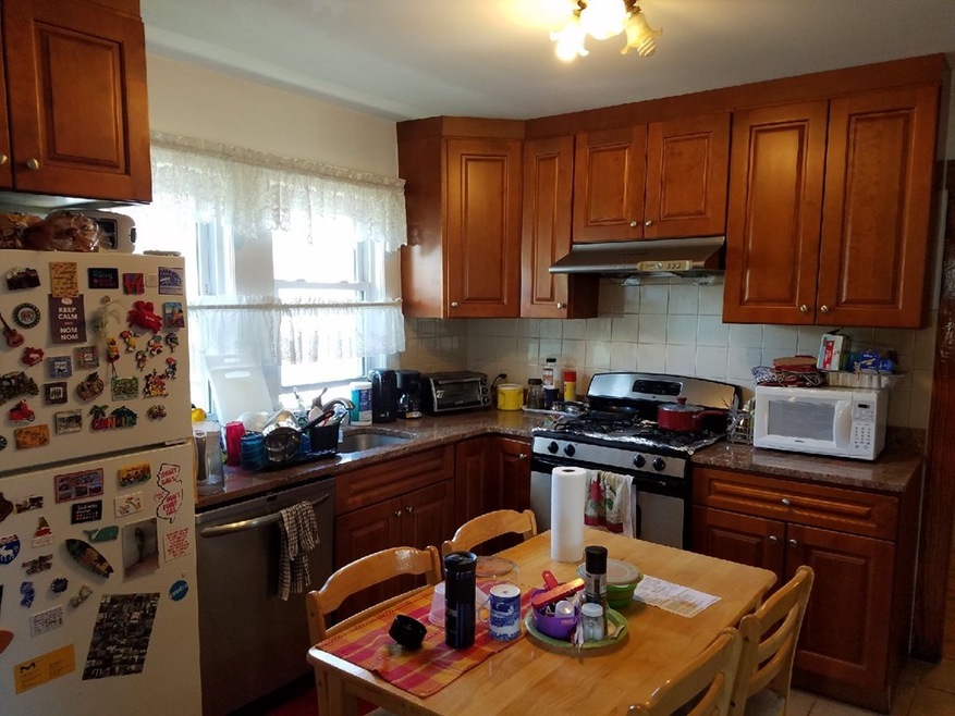 203 Everett St unit 2, Allston, MA 02134 - photo 1