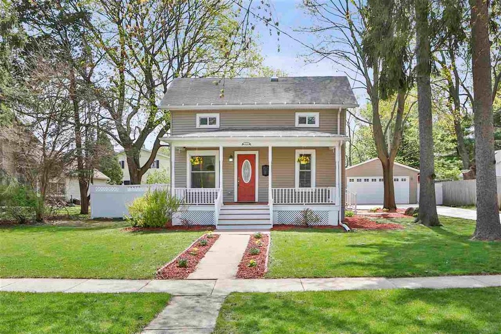 222 Washington St, Oregon, WI 53575 - photo 1