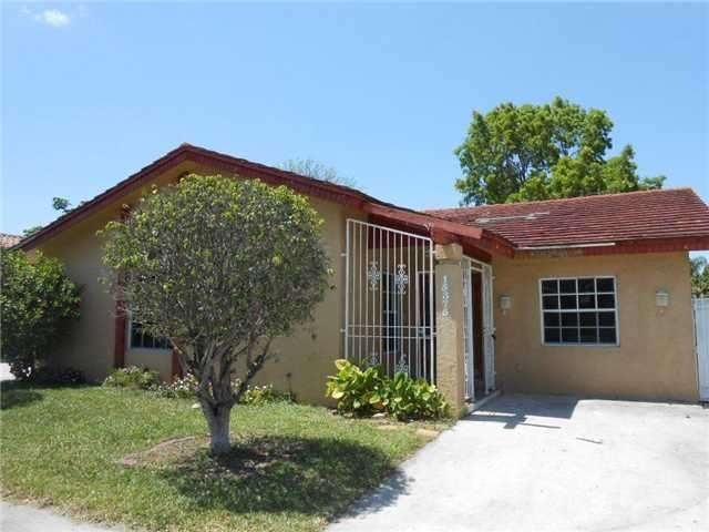 15375 SW 79th Terrace, Miami, FL 33193 - photo 1