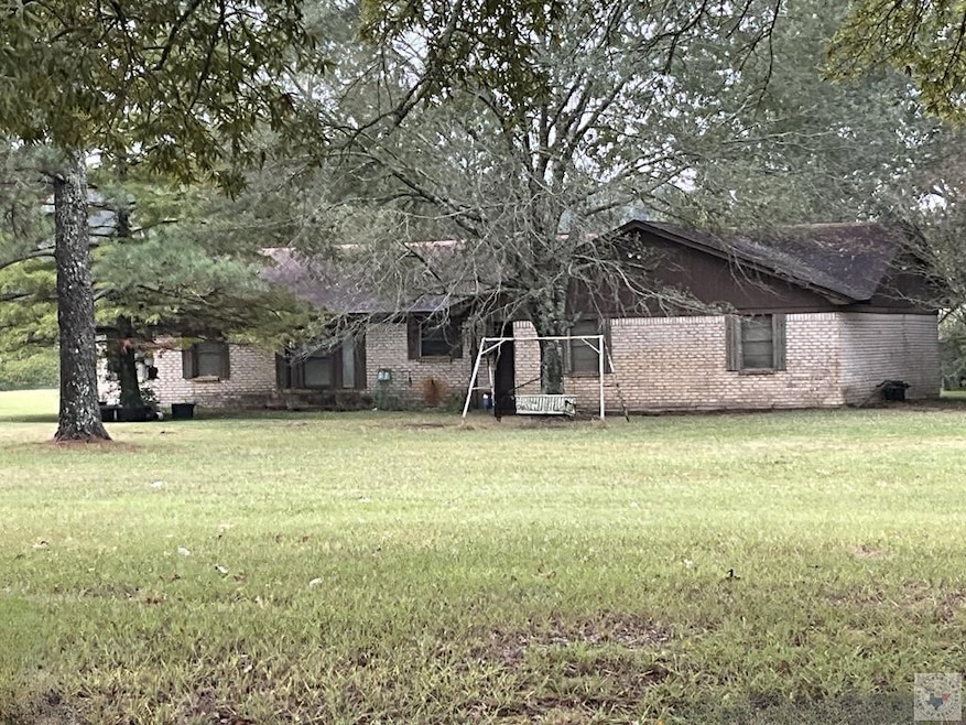 305 Little River 35, Ashdown, AR 71822 - photo 1