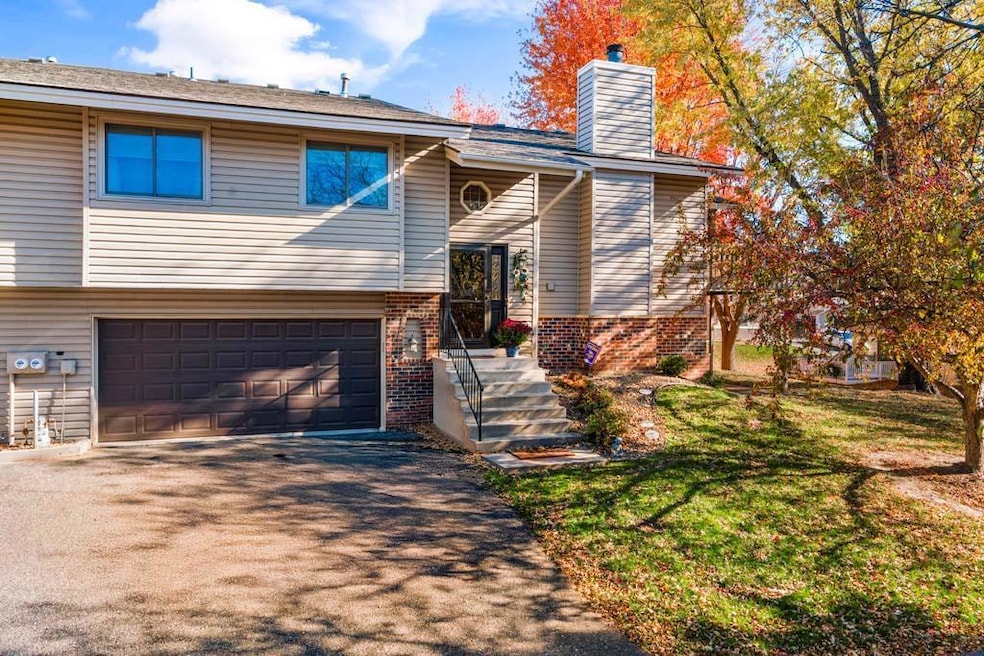 For Sale $289,000 • Co-Listing Agent