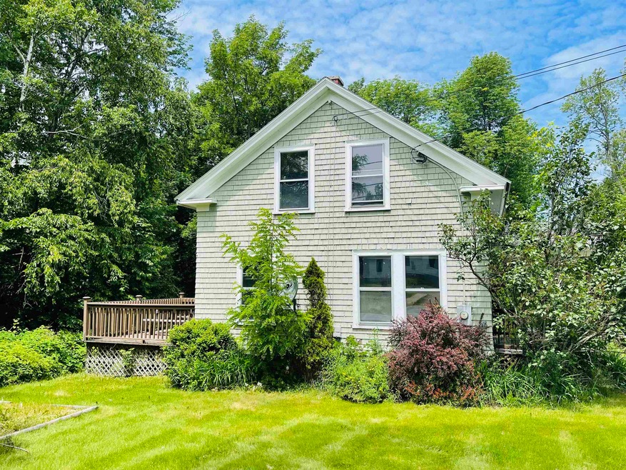 9 Valley View Ln, Bethlehem, NH 03574 - photo 1