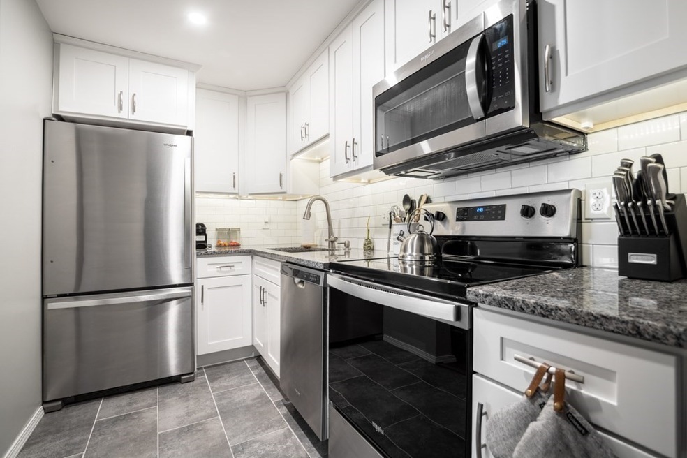 297 Main St unit 5, Medford, MA 02155 - photo 1