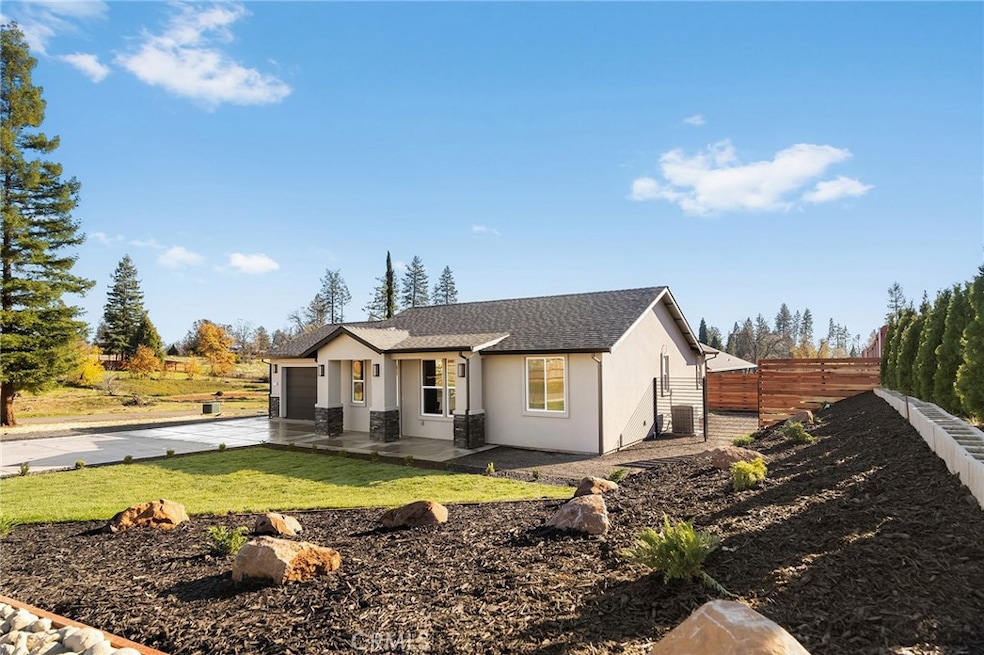 1610 Young Ave, Paradise, CA 95969 - photo 1