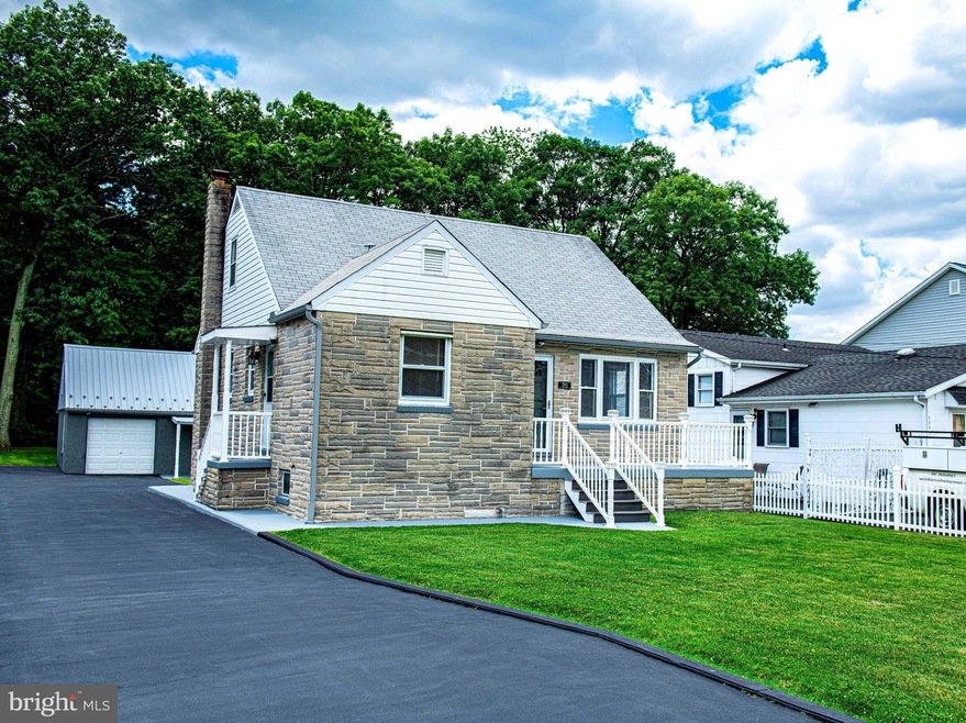 741 Essex Ave, Essex, MD 21221 - photo 1