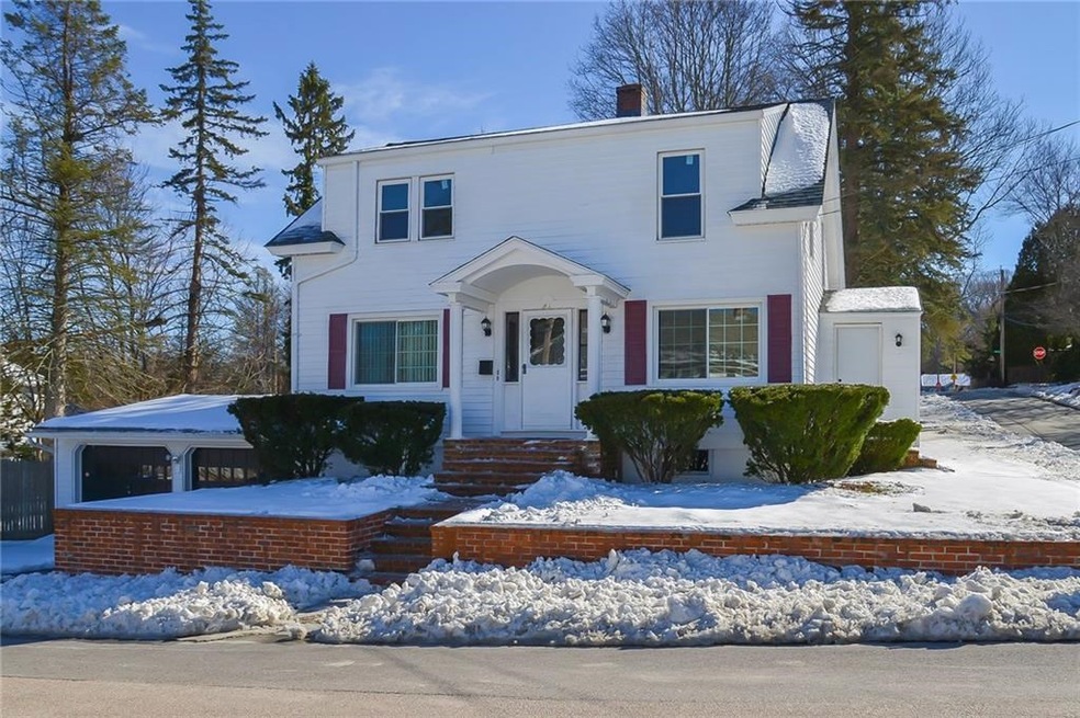 81 Harbour Ave unit 2, West Warwick, RI 02893 - photo 1