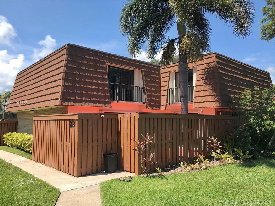 Corner unit with 2 parking space