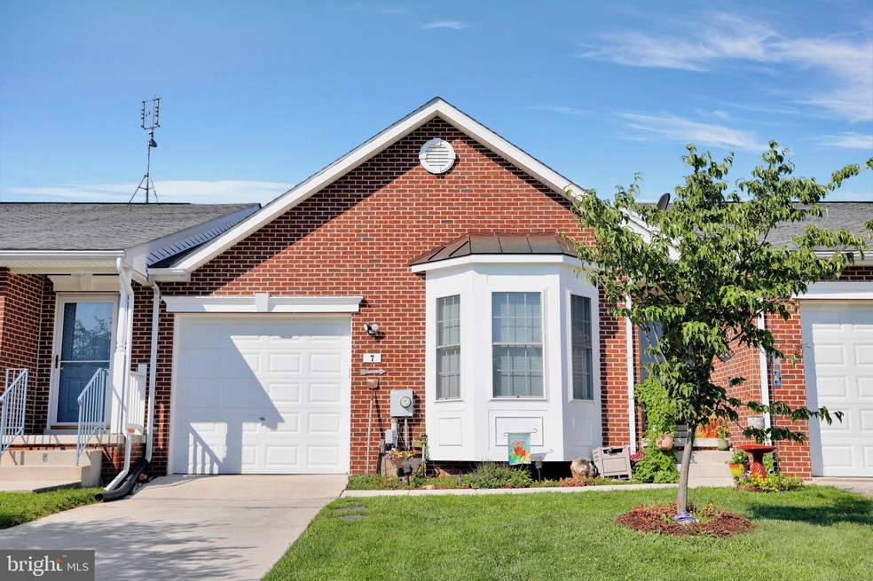 7 Eckstine Ct, Smithsburg, MD 21783 - photo 1