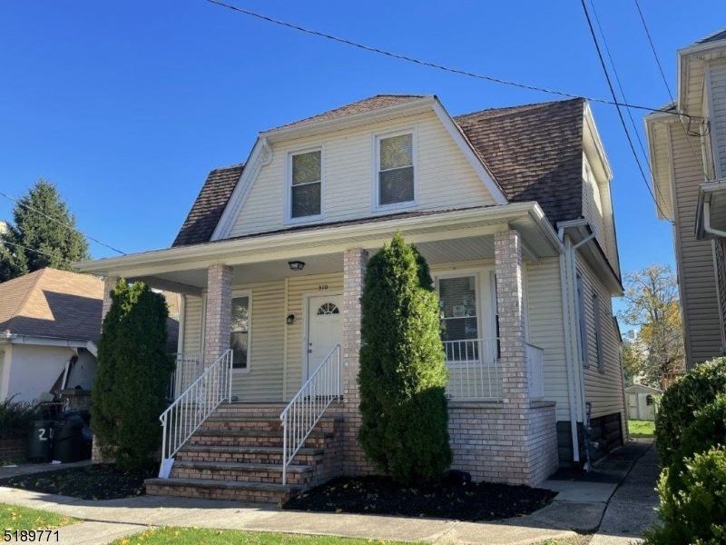 310 Stiles St unit 312, Elizabeth, NJ 07208 - photo 1