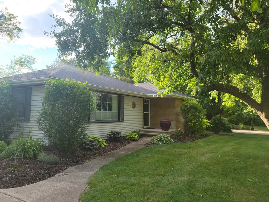 N329 County Rd N, Appleton, WI 54915 - photo 1