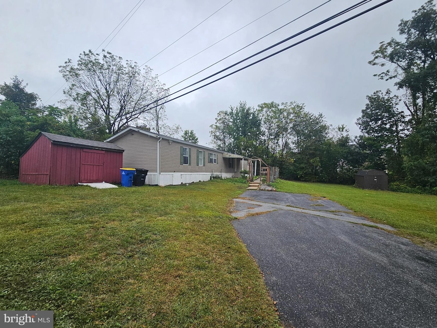 9 Mark Rd, Honey Brook, PA 19344 - photo 1