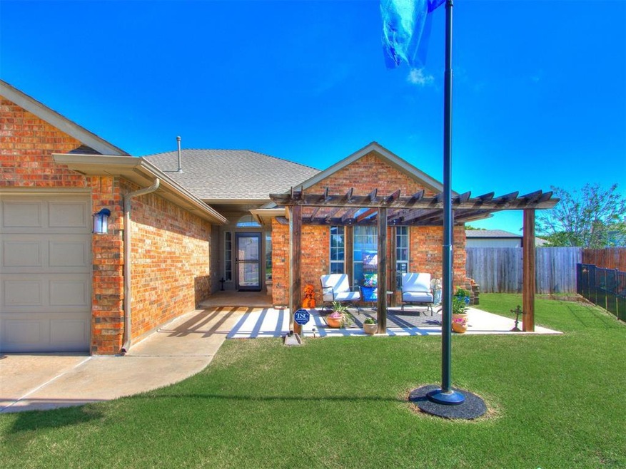 Front patio porch area with pergola.